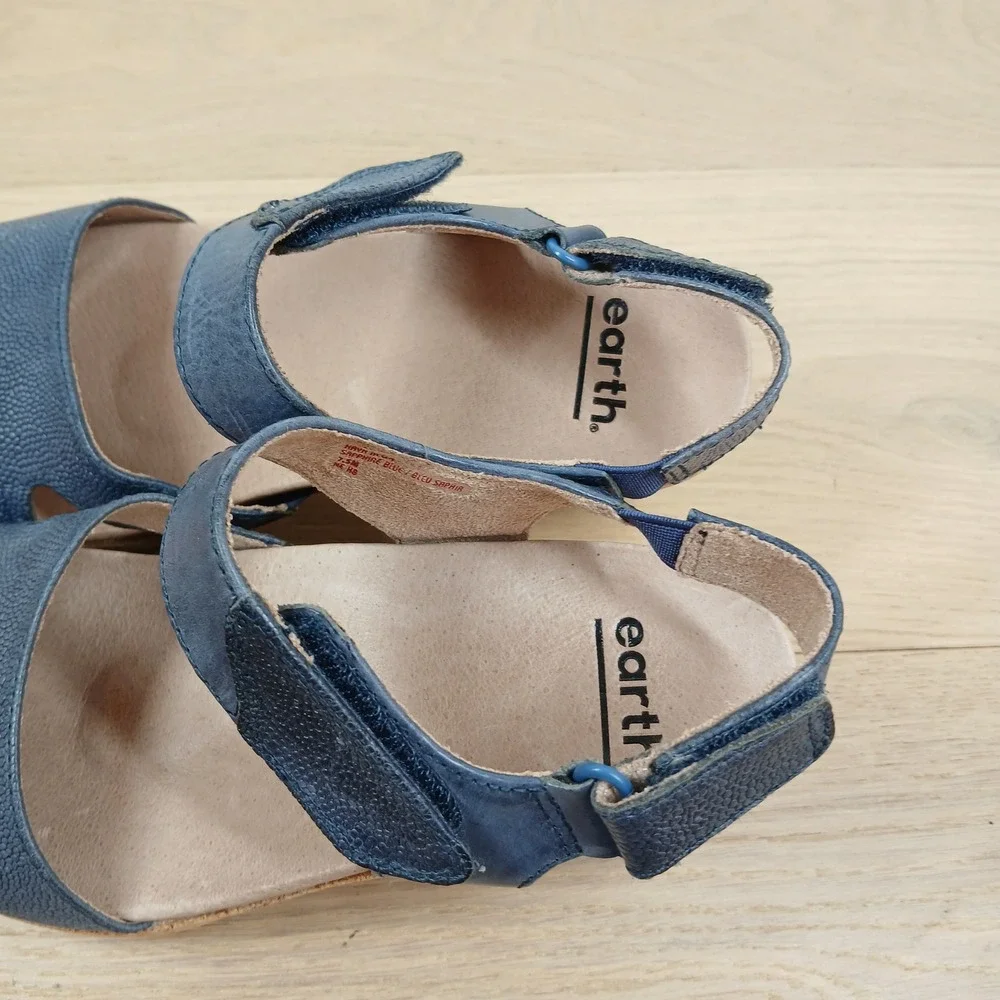 Earth Blue Leather Cork Wedge Sandals Platform Ankle Strap Womens Size 39 8.5-9